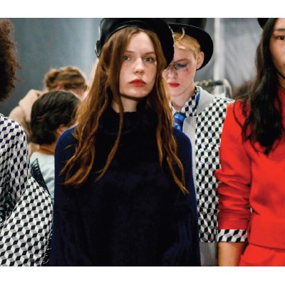 包治＂中年油腻＂？直击上海时装周18AW“YOUWEI有尾”现场