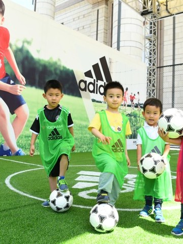 父子齐上阵，感受俄罗斯世界杯之夏！