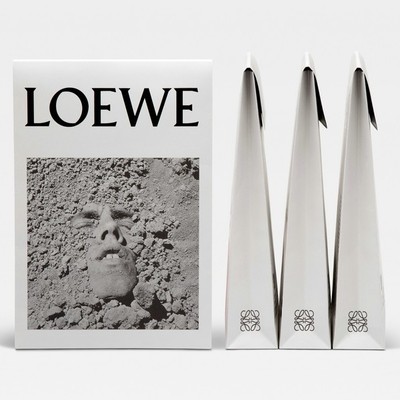 LOEWE罗意威于5月31日发行限量版T恤
