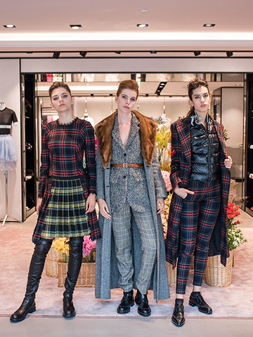 意大利高端时装品牌ERMANNO SCERVINO  推出2018早秋女装系列