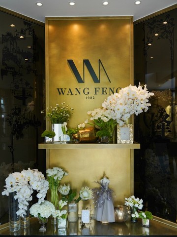 一个用猛虎之心，去细嗅蔷薇的婚纱制造人。 wangfeng匠人缝制馆开业