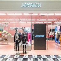 JOYRICH 2018秋冬以“FLASH BACK”为主题带来别具一格的秋冬新品