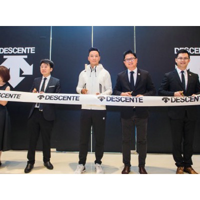  DESCENTE迪桑特成都IFS全新形象门店开幕盛典， “From Zero To Hero”非凡派对暨2018秋冬大秀，与吴彦祖共同见证非凡时刻！ 
