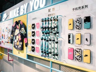 耐克推出TECH PACK & SPORT PACK 服装专属定制服务