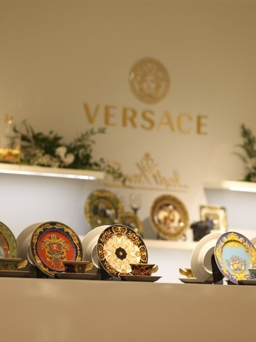 Rosenthal meets Versace 上海旗舰店庆祝25周年的完美合作