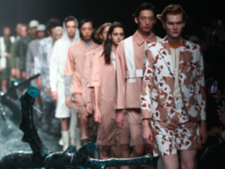 猎犬首领  WAN HUNG 2019春夏系列时装秀