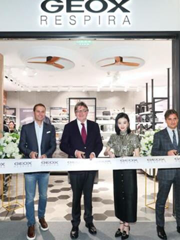健乐士GEOX代言人景甜揭幕上海X-Store概念店  开启秋冬新“履”程