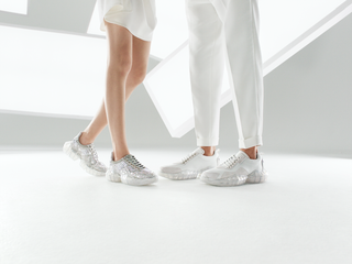 JIMMY CHOO 推出 DIAMOND 运动鞋