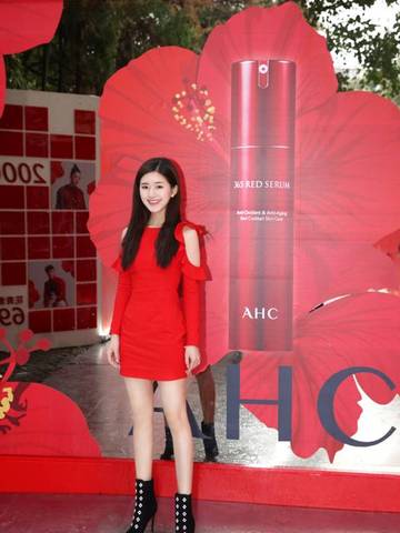 年轻不掺水，青春正当红 花漾年华——AHC365RED新品鉴赏会沪上花园洋房红妆登场