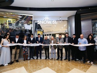 SNOW51陆家嘴中心店启幕 重新定义城市滑雪一站式空间