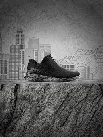 心至无疆，悦活无限  ——Clarks x LAND ROVER实现LIFE. LIMITLESS联名款再升级