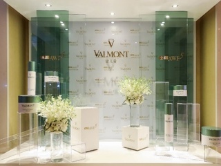 VALMONTAWF5法儿曼紧致臻颜修护系列 全新上市，揭示时光魔法师之奥秘