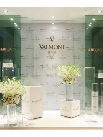 VALMONTAWF5法儿曼紧致臻颜修护系列 全新上市，揭示时光魔法师之奥秘