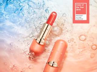卡姿兰携手Pantone，定义2019活珊瑚橘唇色潮流