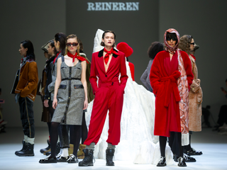 REINEREN“2019AW TOUCHING THE VOID” 触及巅峰 FASHION SHOW