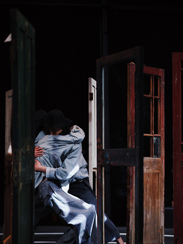 踏上一场令人沉溺的青春旅途：UNROW 发布 2019 秋冬系列