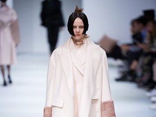 Evening 2019 Fall Winter  连续剧 