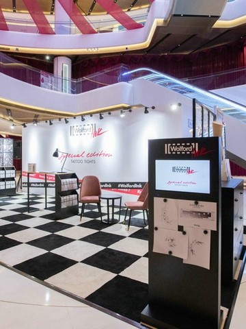  一个你想尝试的“纹身”游戏 WOLFORD快闪店登陆上海外滩金融中心