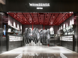 WHATEVER EYEWEAR上海静安嘉里中心全球首家概念店正式开业