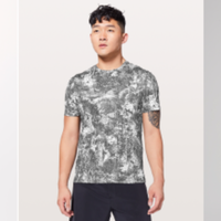 lululemon从心出发 畅快驰骋，韧性出征