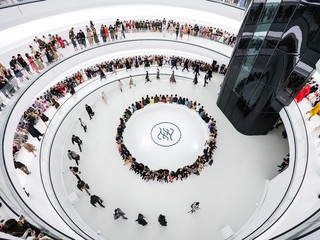 FENDI 2019-20秋冬男装及女装系列时装秀登陆上海
