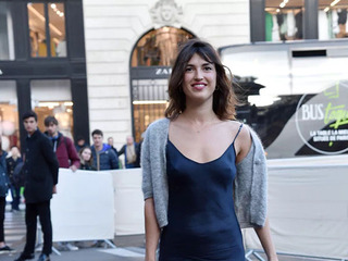 迪丽热巴生日会上热搜了！吊带衣赶紧get起来!