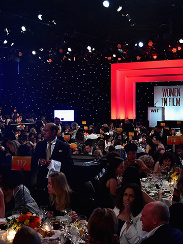 洛杉矶女性电影人组织与Max Mara共同宣布  ELIZABETH DEBICKI 荣获2019年度洛杉矶女性电影人Max Mara未来之星奖®