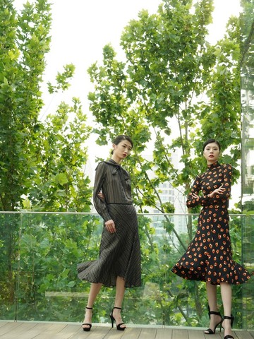 DVF2019秋季系列“化身摩登力量的个性女人”