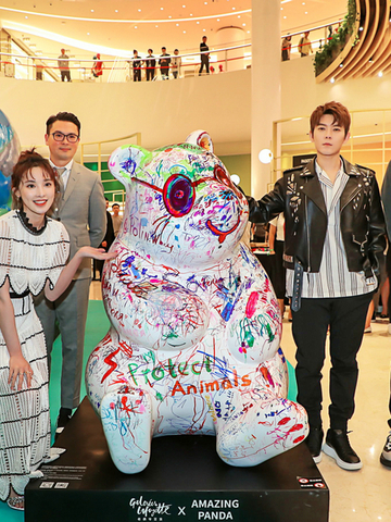 OH LALA MY PANDA熊“髦”来了 潮流艺术展亮相上海及北京老佛爷百货