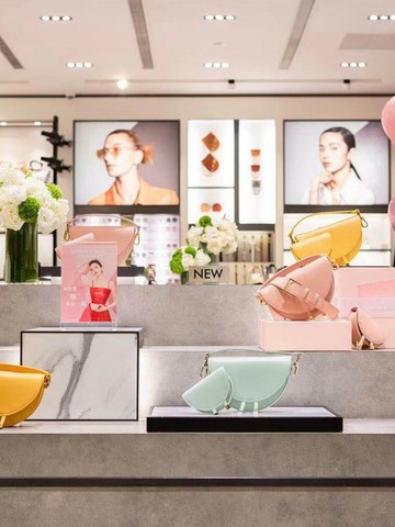  CHARLES & KEITH  七夕限定•甜蜜派对 