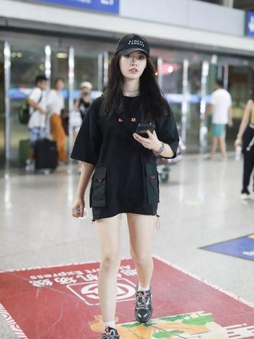 一不小心知道了林允 孟美岐 杨超越的长腿秘密！