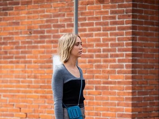 看完今年流行的手机包，我居然活得不如一台手机娇贵？！