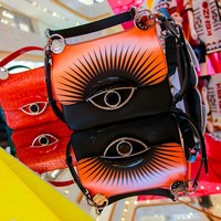 KENZO 2019年秋冬新款“远征”系列以及全球限量款KENZO TALI“睫毛包”发布展