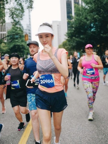 lululemon 举办2019 SeaWheeze半程马拉松赛及日落欢享派对 庆祝第八届瑜伽及跑步热汗嘉年华