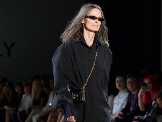 LILY商务时装2020纽约春夏发布秀 多维诠释中国新女性形象