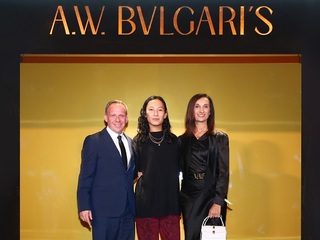 BVLGARI X alexanderwang联名包袋，于宝格丽酒店上海总商会惊喜呈现