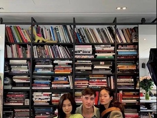 踩雷还是有范儿？反正这条裤子我跟着Jennie、热巴穿了！