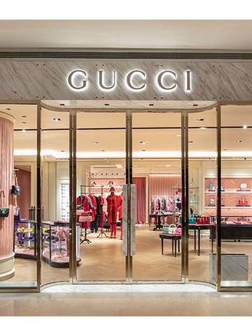 古驰上海恒隆广场店盛大开幕，店铺设计将传统与现代、工业与浪漫风格相结合