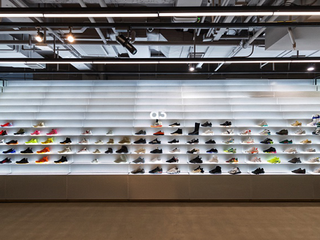 adidas新鲜事 ——颠覆规则 风格由我 adidas首家a3 store集结高端时尚，入驻北京三里屯