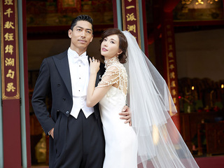 林志玲与AKIRA身着Ralph Lauren定制礼服举行婚礼