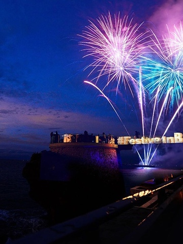 绽放节日季 巴厘岛阿雅娜水疗度假村及阿雅娜科莫多维艾齐洙沙滩度假村将推出一系列令人难忘的圣诞及元旦活动