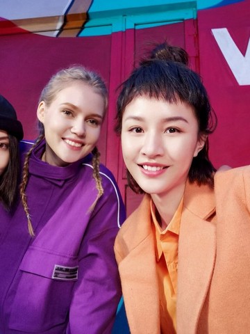 华为nova6系列潮流自拍风暴来袭，年轻本该大不一样