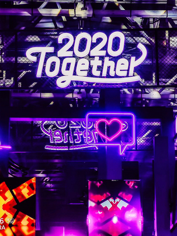 相聚时刻用华为nova6自拍一下#2020together#跨时空派对大不一样