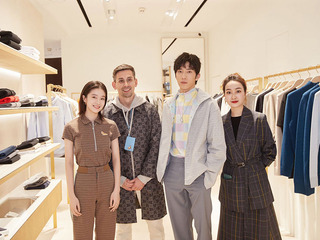Maison Kitsuné 首家旗舰店在上海新天地隆重开业，知名演员井柏然及张雪迎到场助阵