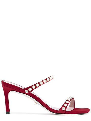 凝铸温情时刻，优雅伴她前行 STUART WEITZMAN浓情献礼母亲节