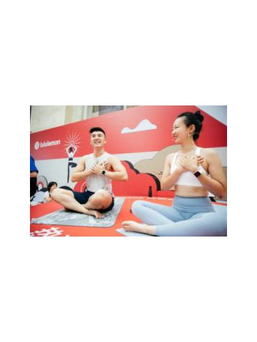 lululemon 杭州湖滨银泰in77门店举办盛大开幕派对