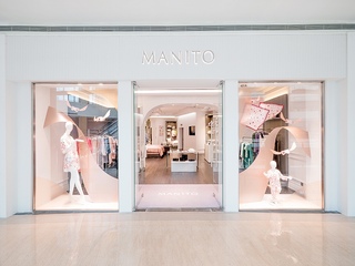 MANITO 上海恒隆广场限时精品店，用真丝勾勒华美之梦