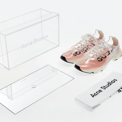 Acne Studios推出N3W透明版运动鞋，鞋评人Brad Hall参与其中