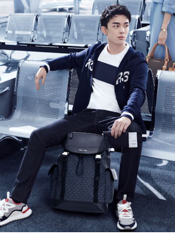 MICHAEL KORS 携手全新品牌亚太区代言人吴磊推出“磊磊信”胶囊系列