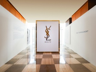 YSL「穿」香沙龙    自由肆意，致敬高定，开启态度香氛之旅